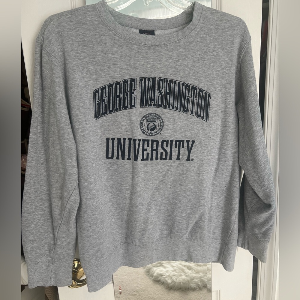 GW University crewneck